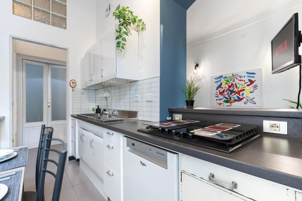 Historical Suite - Pieno Centro - Porta Nuova- Piazza Castello Torino Kültér fotó