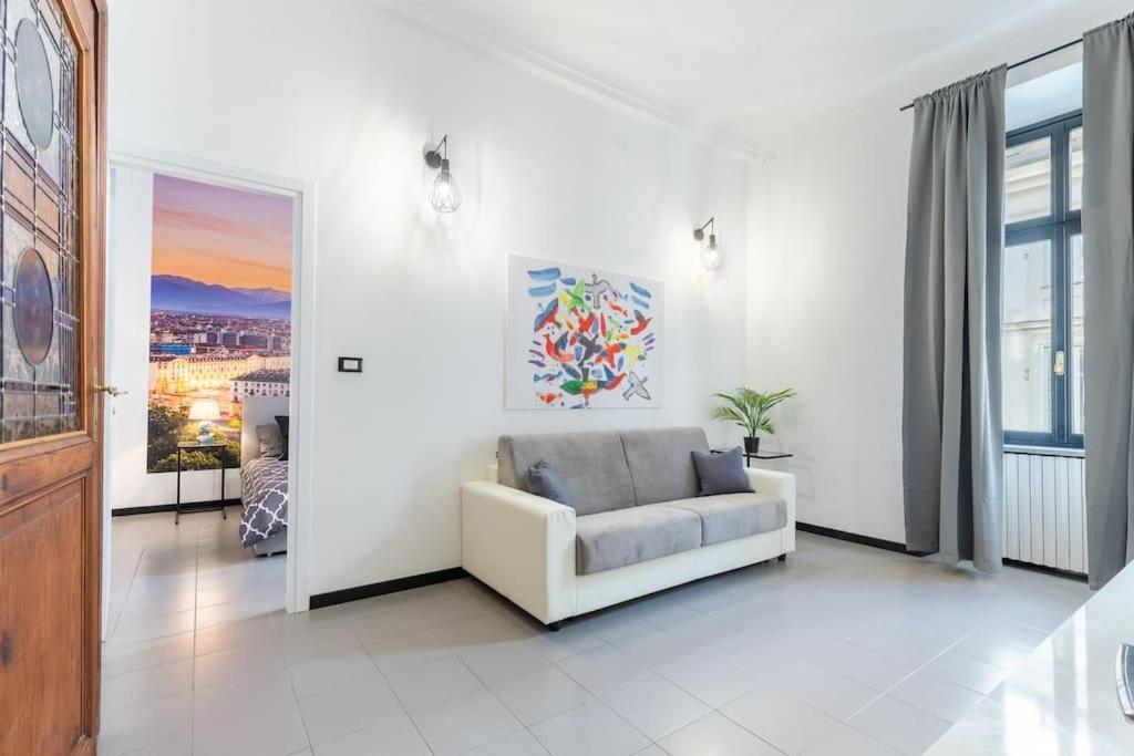 Historical Suite - Pieno Centro - Porta Nuova- Piazza Castello Torino Kültér fotó