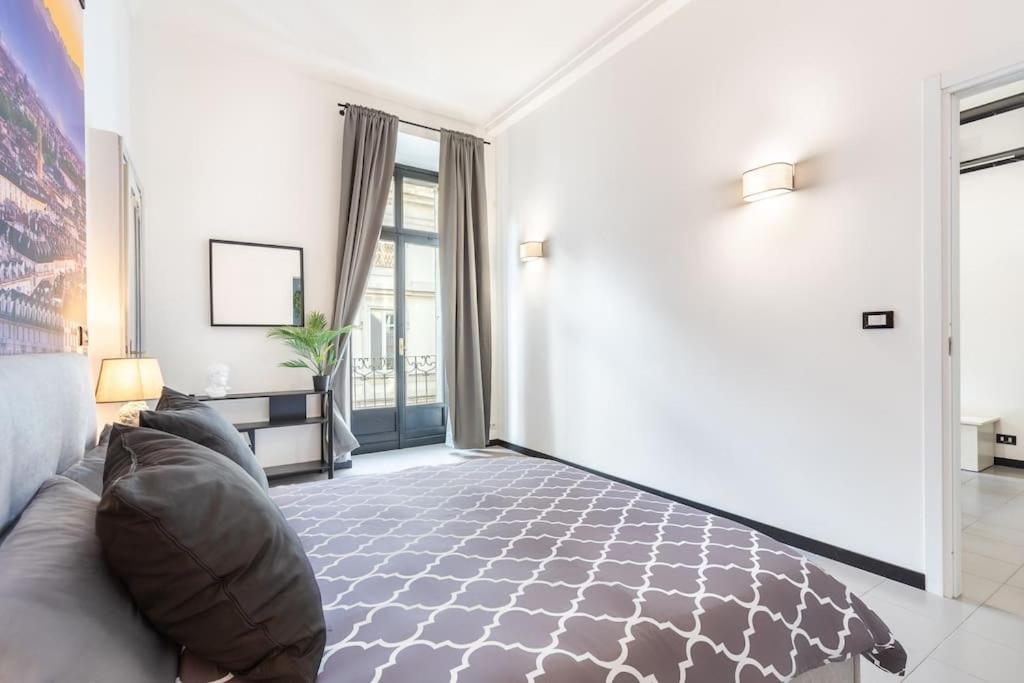 Historical Suite - Pieno Centro - Porta Nuova- Piazza Castello Torino Kültér fotó
