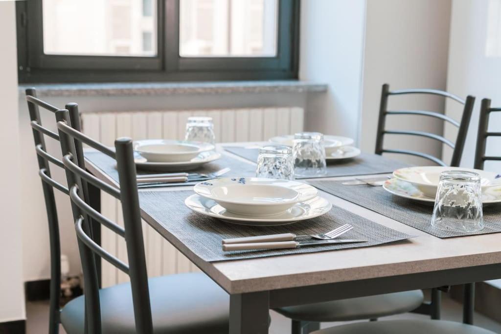 Historical Suite - Pieno Centro - Porta Nuova- Piazza Castello Torino Kültér fotó